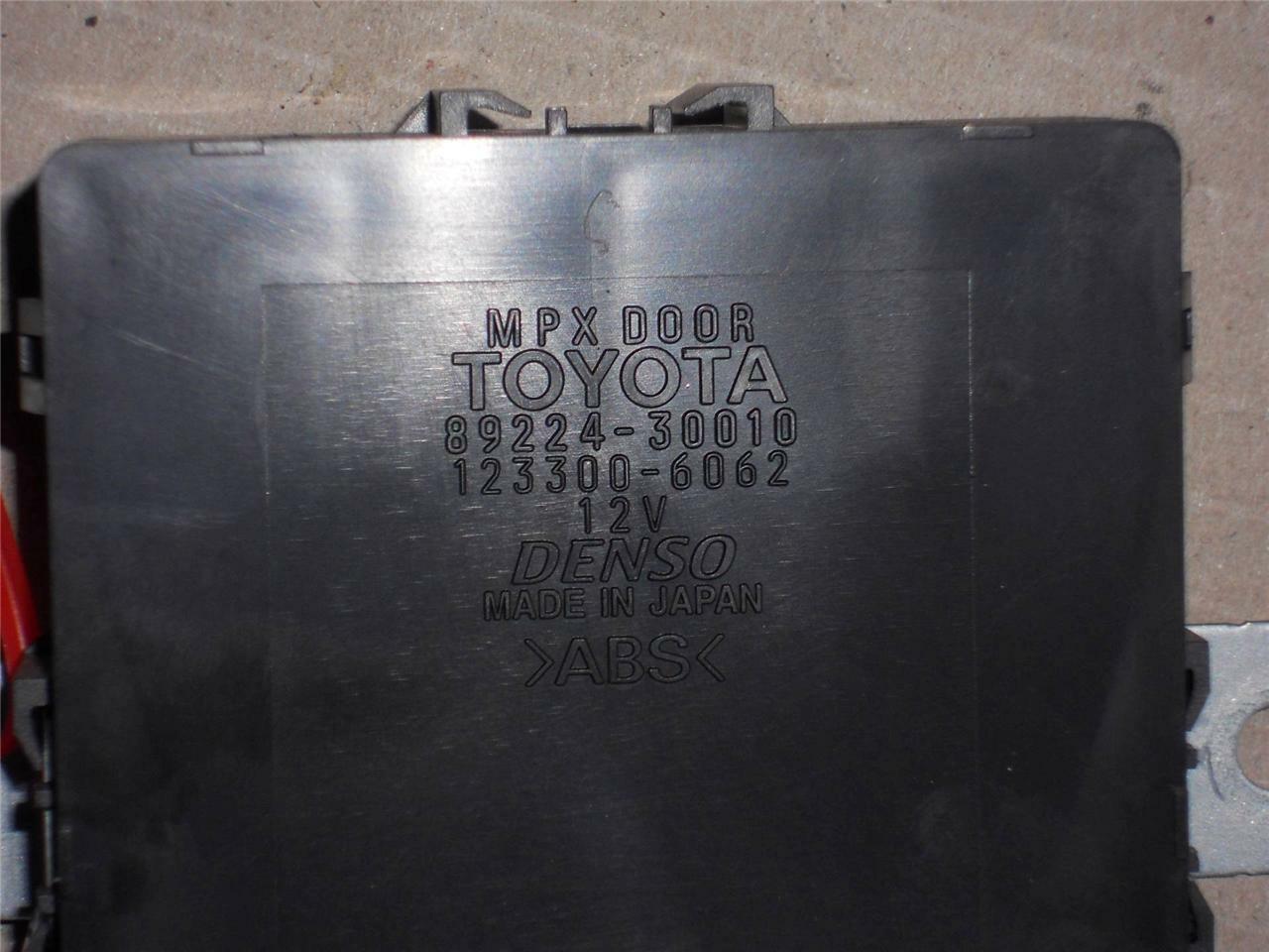 TOYOTA ARISTO JZS161 LEXUS GS300 REAR LEFT DOOR ECU 89224 30010