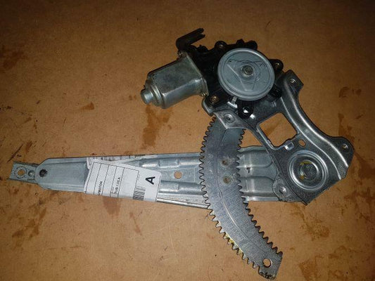 2006 NISSAN CUBE Z11 REAR RIGHT WINDOW REGULATOR 10/02-11/08