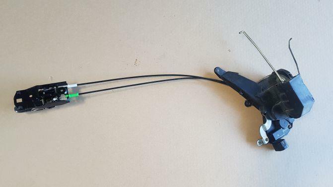 TOYOTA ALTEZZA SXE10 FRONT LEFT DOOR LOCK ACTUATOR 01/98-10/05