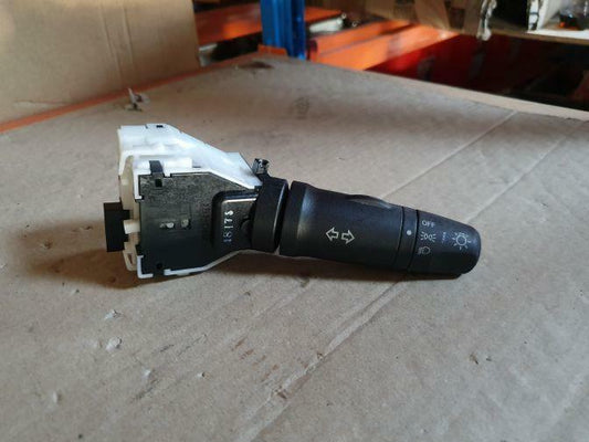 2006 NISSAN CUBE Z11 INDICATOR SWITCH 10/02-11/08
