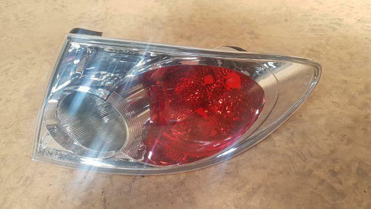 2002 MAZDA 6 RIGHT HAND TAILLIGHT