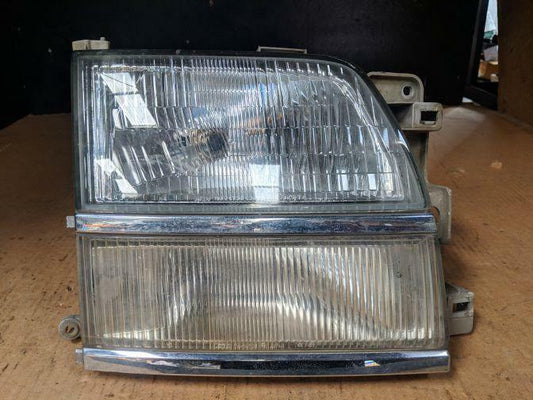 NISSAN ELGRAND E50 RIGHT HEADLIGHT 08/97-05/02