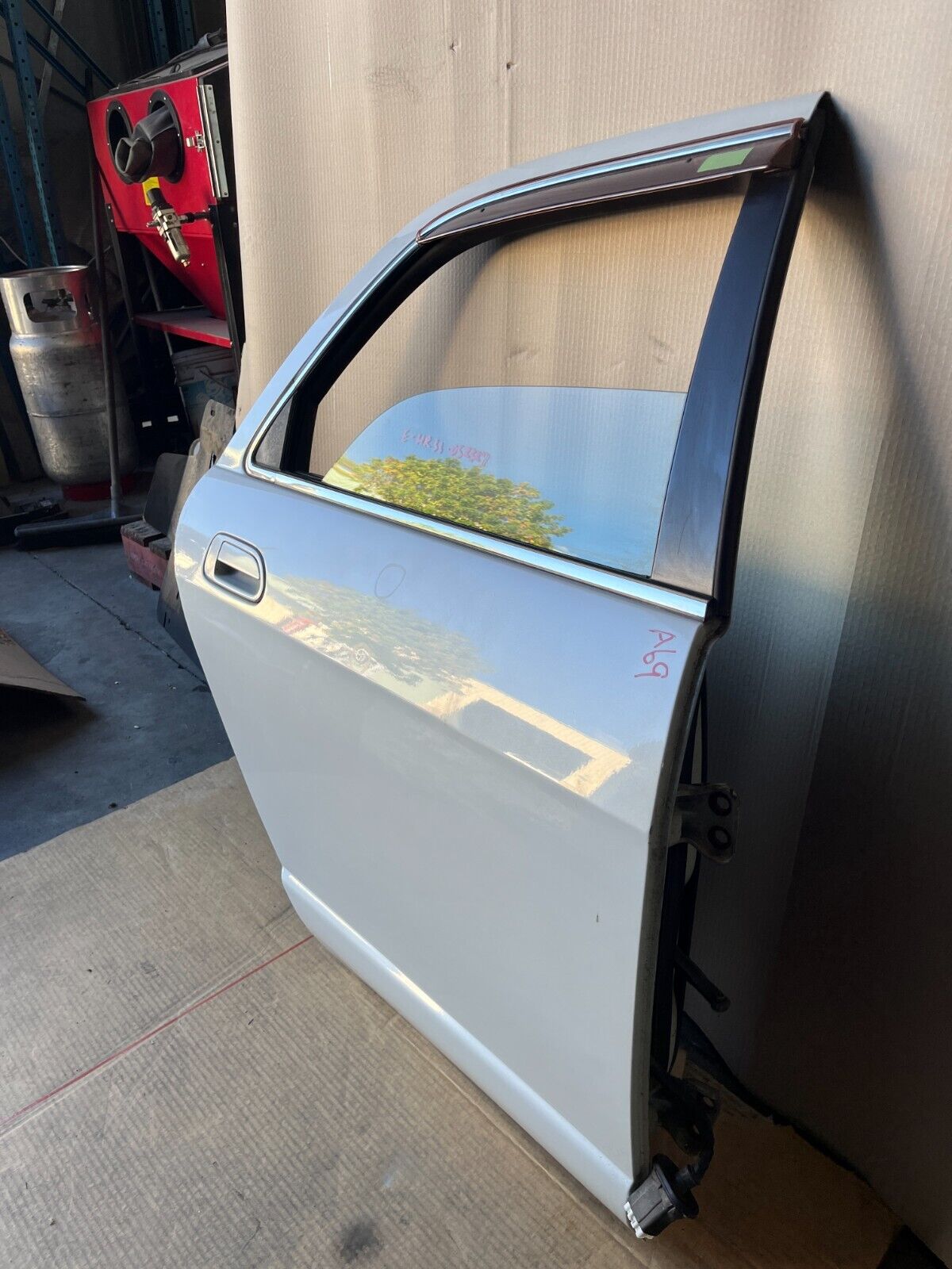 NISSAN SKYLINE SEDAN HR33 REAR RIGHT DOOR 93-98