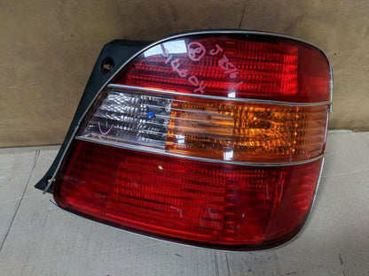 2000 TOYOTA ARISTO JZS160 RIGHT HAND TAILLIGHT 1997-2005